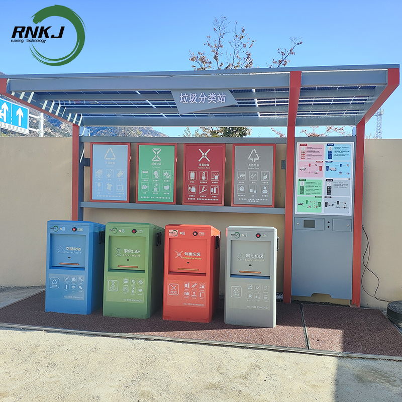 Sistema subterr&aacute;neo de recolecci&oacute;n de basura con elevaci&oacute;n hidr&aacute;ulica de 660 litros